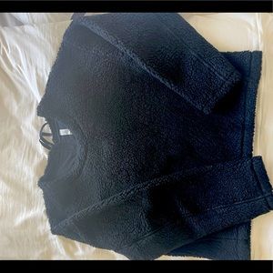 Lululemon black Sherpa crop sweatshirt